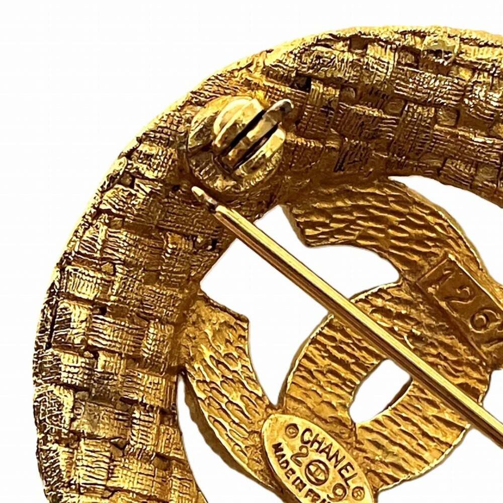 CHANEL Authentic Gold Brooch - Picture 8 of 9